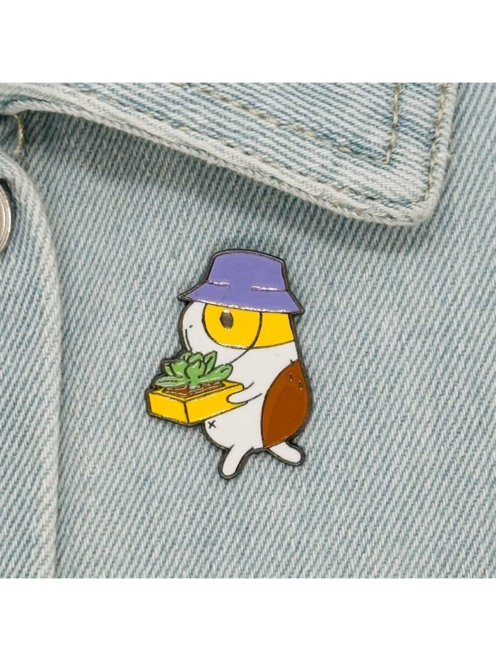 ✨Cuy Andes Guinea Pig Pet Succulent Gardener Animal Enamel Pin With Hat Plant